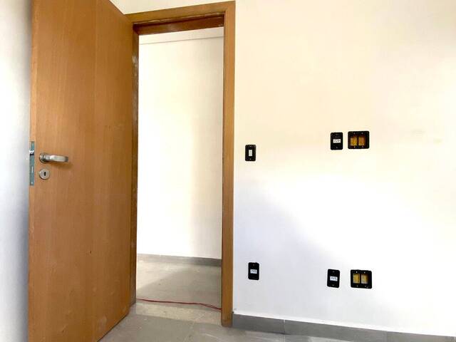 Apartamento sem condomínio para Venda em Santo André - 2