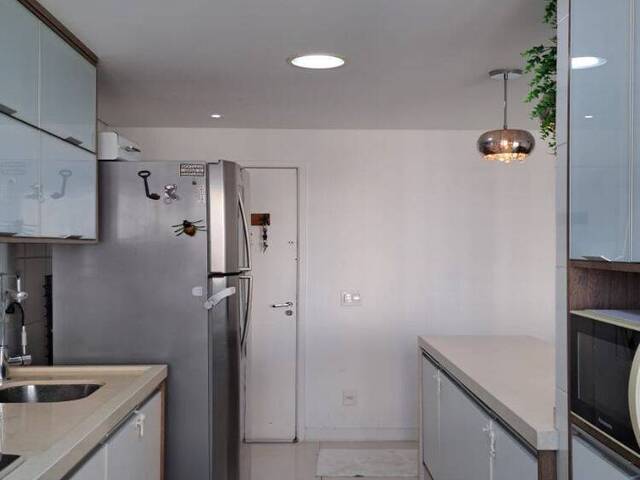 Apartamento Padrão para Venda em São Paulo - 2