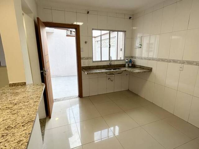 Casa para Venda em São Paulo - 4