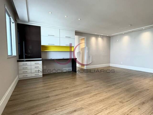 Apartamento Padrão para Venda em Santo André - 3