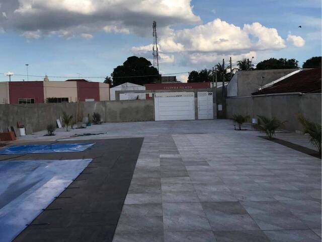 #7811 - Casa para Venda em Queiroz - SP - 2
