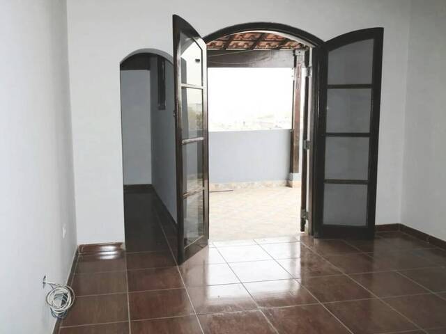 Casa Assobradada para Venda em Santo André - 4
