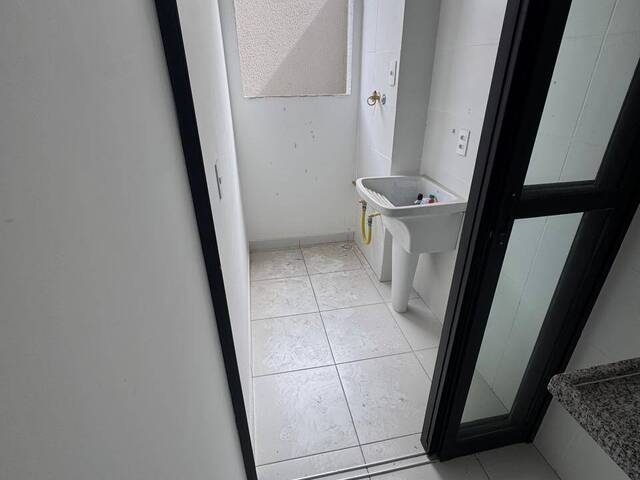 Apartamento Padrão para Venda em Santo André - 4