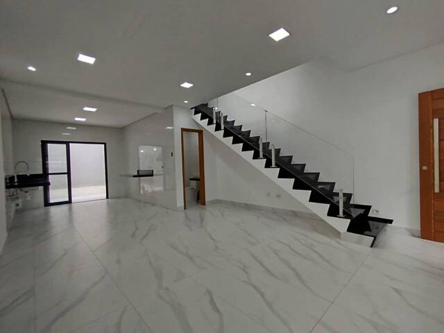 Venda em Parque das Nações - Santo André